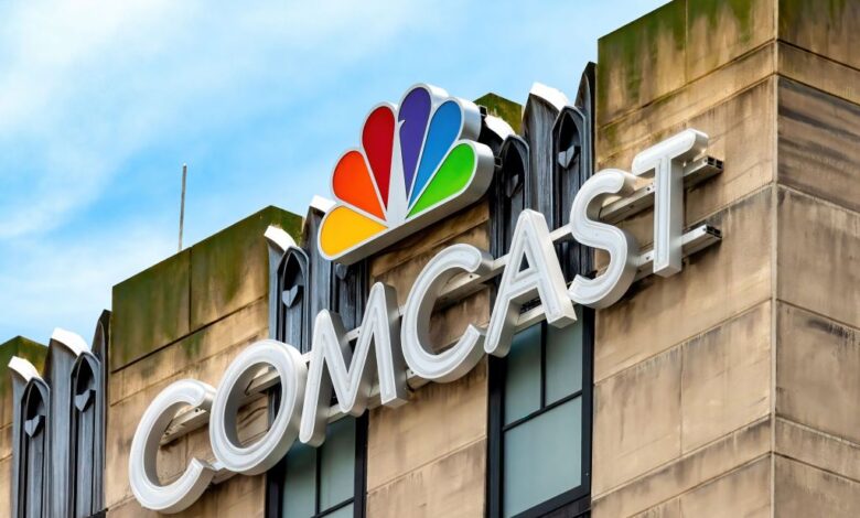 Comcast sign