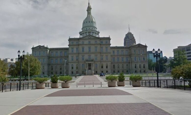 Front of Michigan State Capitol Building