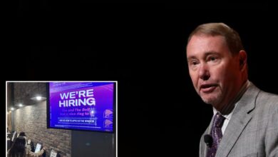 Billionaire bond fund manager Jeffrey Gundlach questions unemployment data: 'Hard to believe'