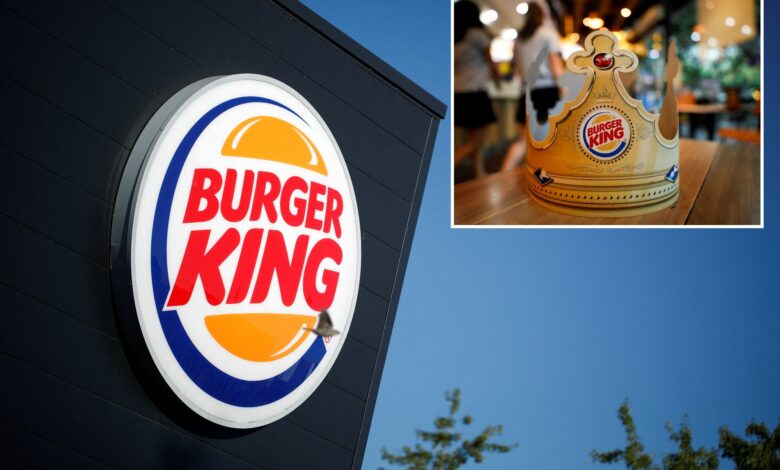 Burger King employees tell customers 'You rule,' give them crowns