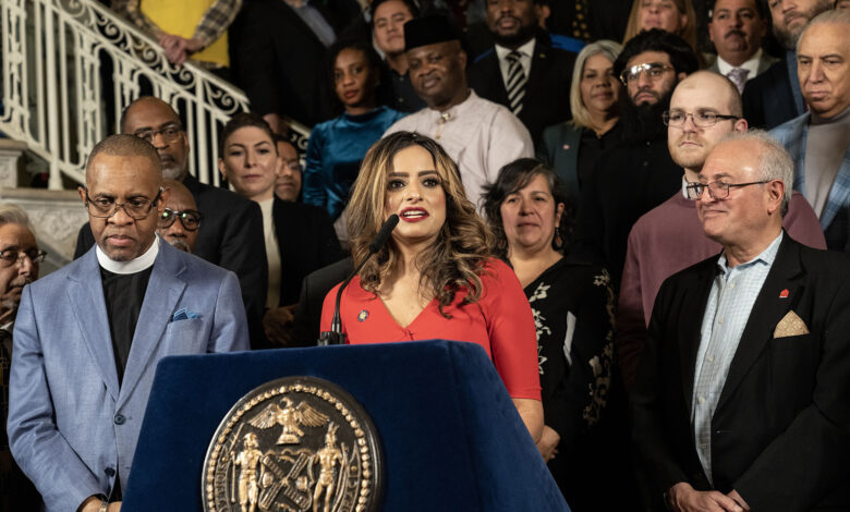 Give the NYPD the power NOW to close all illegal weed shops
