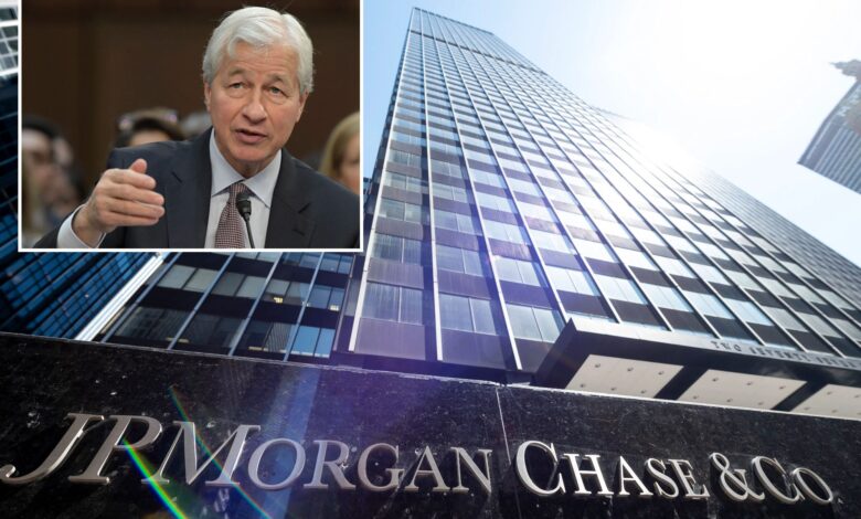 JPMorgan posts record profits for 2023 despite 15% drop in Q4