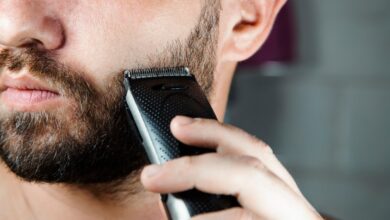 shaving the beard with a clipper