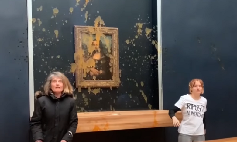 Video: Climate change activists throwing soup at Mona Lisa