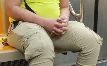 Suspect riding 6 train