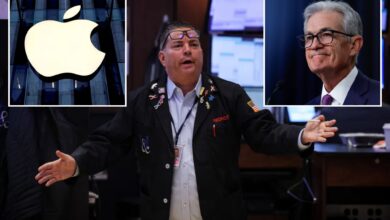 Dow plunges over 450 points before Fed testimony: Apple slams Nasdaq