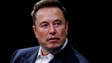 Investors close to Elon Musk are in talks to help his artificial-intelligence startup xAI raise $3 billion.