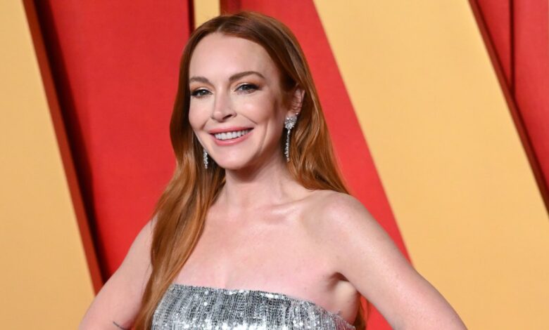 Lindsay Lohan May Write Book: Some Stars ‘Should Be Worried’