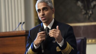 US must slap a surgeon general's warning on social media