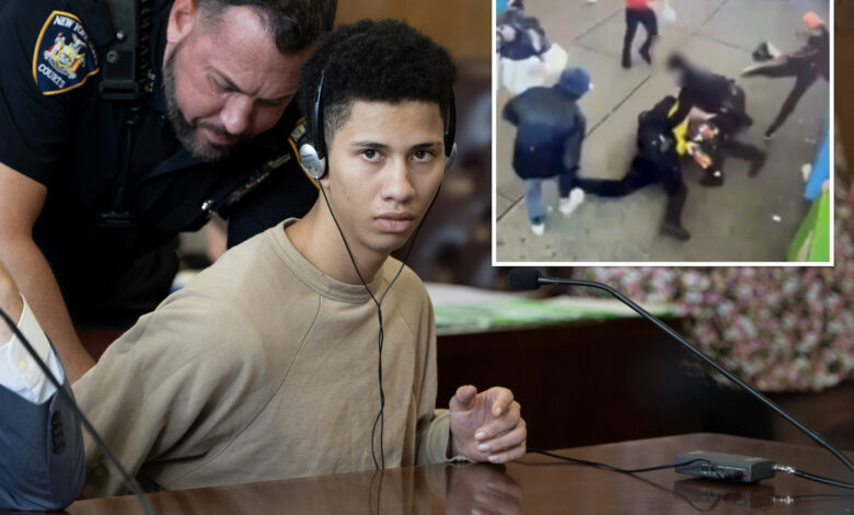 Migrant who kicked NYPD cop in Times Square brawl takes plea deal, could land him one year in jail