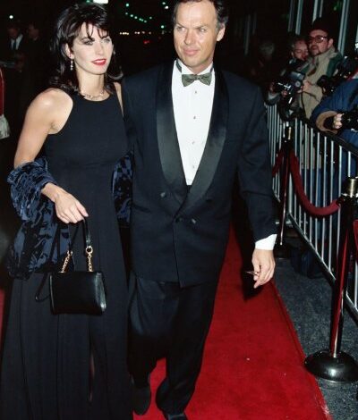Courteney Cox Michael Keatons Romance is Unresolved After Split