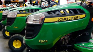 John Deere has agreed to pay a $10 million penalty to the Securities and Exchange Commission.