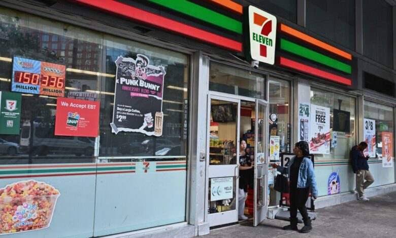 The popular chain is closing 450 stores that are underperforming.