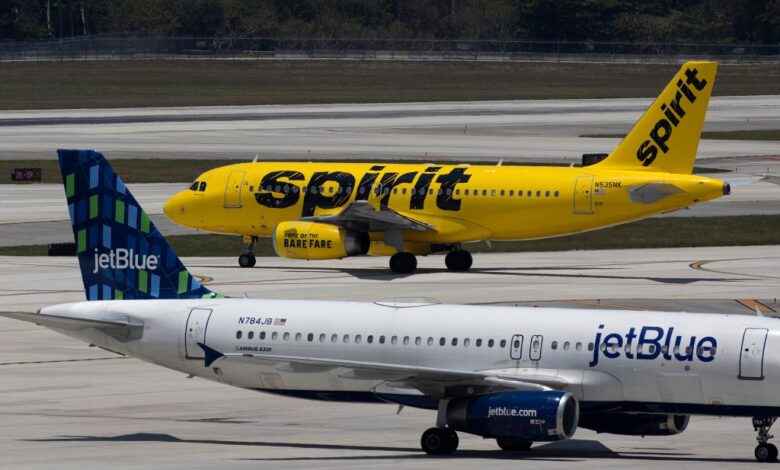 Spirit and JetBlue planes