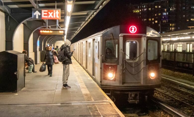 13-year-old subway surfer injured in the Bronx