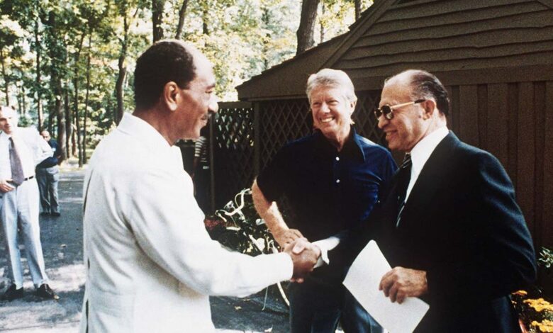 Jimmy Carter greets foreign politicians.