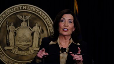 Cowardly Kathy Hochul partly caves to progressives on Eric Adams