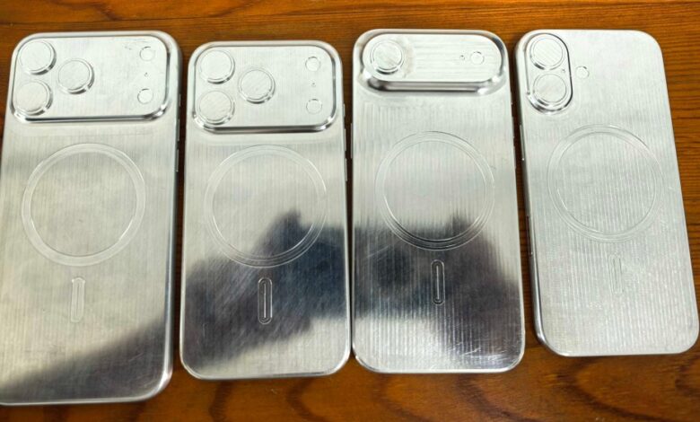 Dummy models of iPhones
