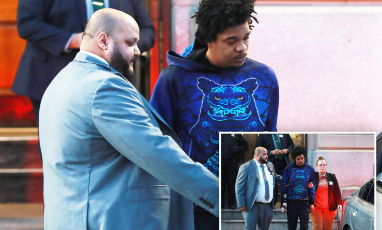 Teen raped by recent parolee in Bronx stairwell