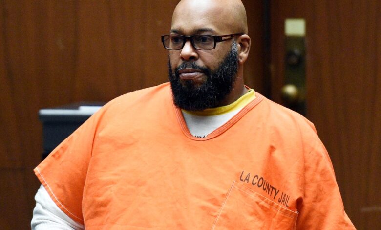 Suge Knight in prison scrubs.