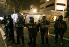 Hilarious video shows Portland officers enraging anti-ICE protesters by blaring out order in Trump's voice