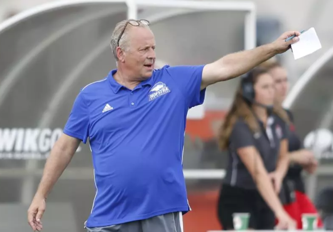 Hofstra men's soccer coach Richard Nuttall