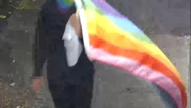 NYPD are seeking the public's help in identifying the suspect.