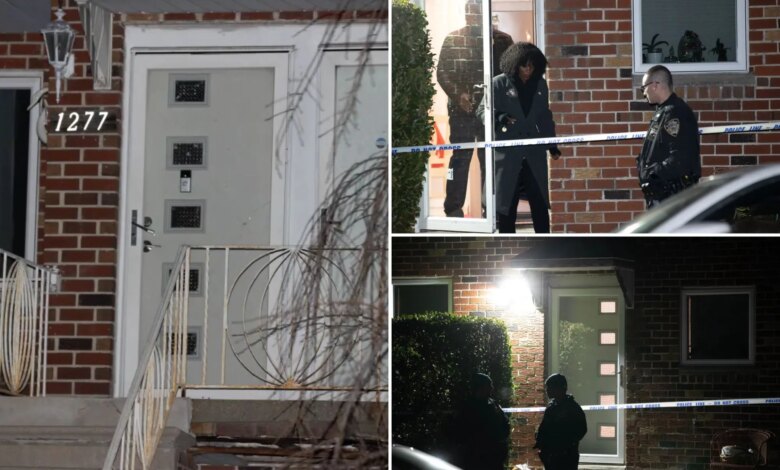 Brooklyn stabbing leaves 1 dead, another clinging to life -- and the attacker is still at large: cops