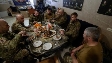 Ukraine gives Trump Christmas goodies — and Putin a lump of coal — ahead of peace meet