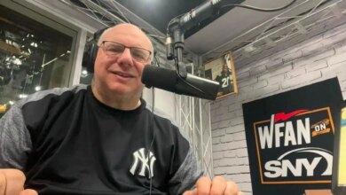 Peter Schwartz performed the final sports update on WFAN.