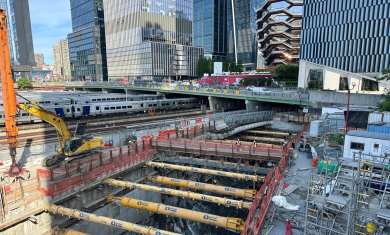 Judge orders Trump administration to restore federal funds for rail tunnel between NY and NJ