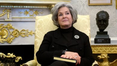 Susie Wiles in Oval Office