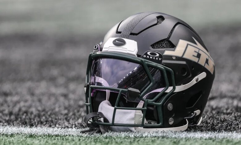 New York Jets helmet