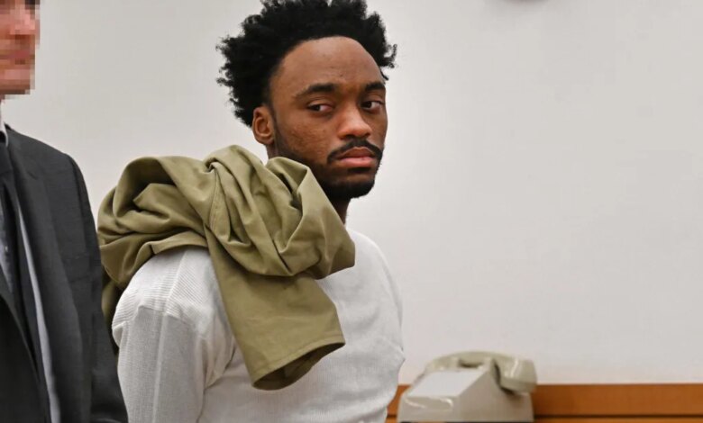 Alleged subway shover Curtis Signal was pictured for the first time in court Tuesday.