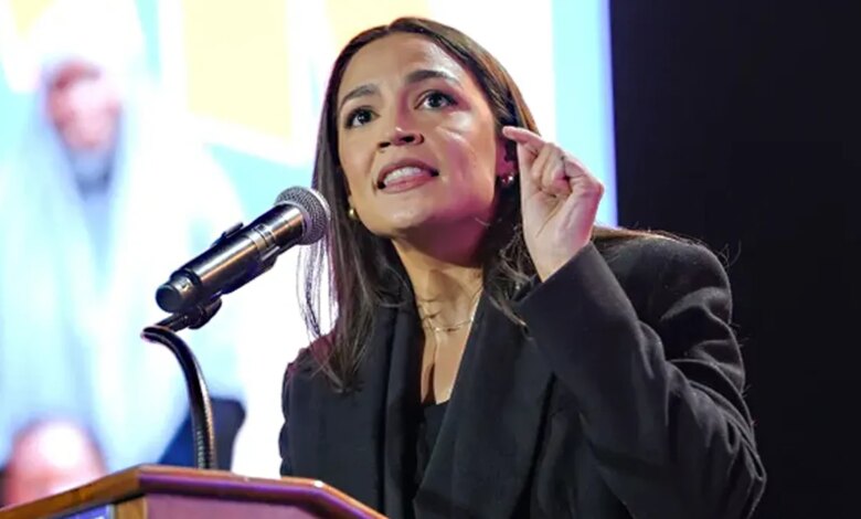 AOC speaks at Mamdani rally