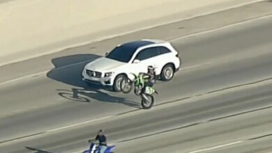 High-speed driver rips across LA in dangerous police chase