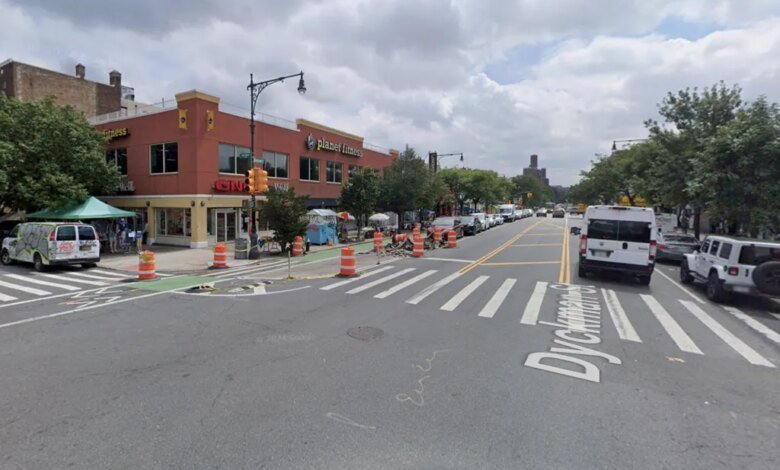 Dyckman St & Vermilyea Ave